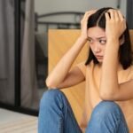 Hábitos de las personas infelices según la ciencia psicológica